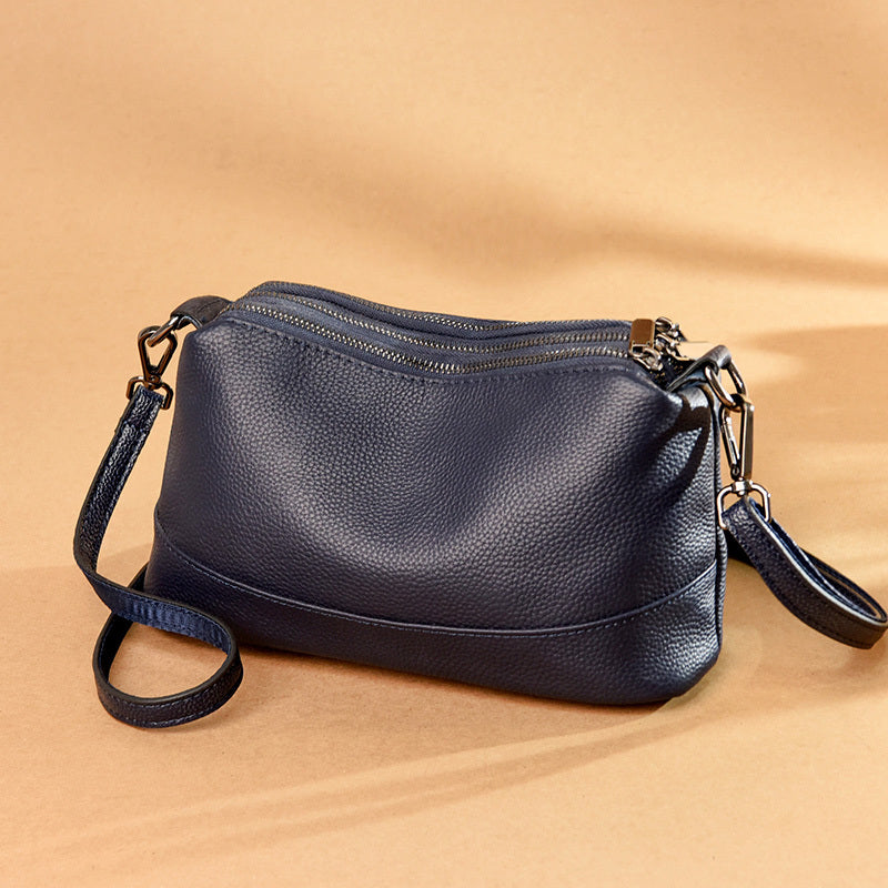 Sac à bandoulière diagonal en cuir de vache pour femme d'âge moyen