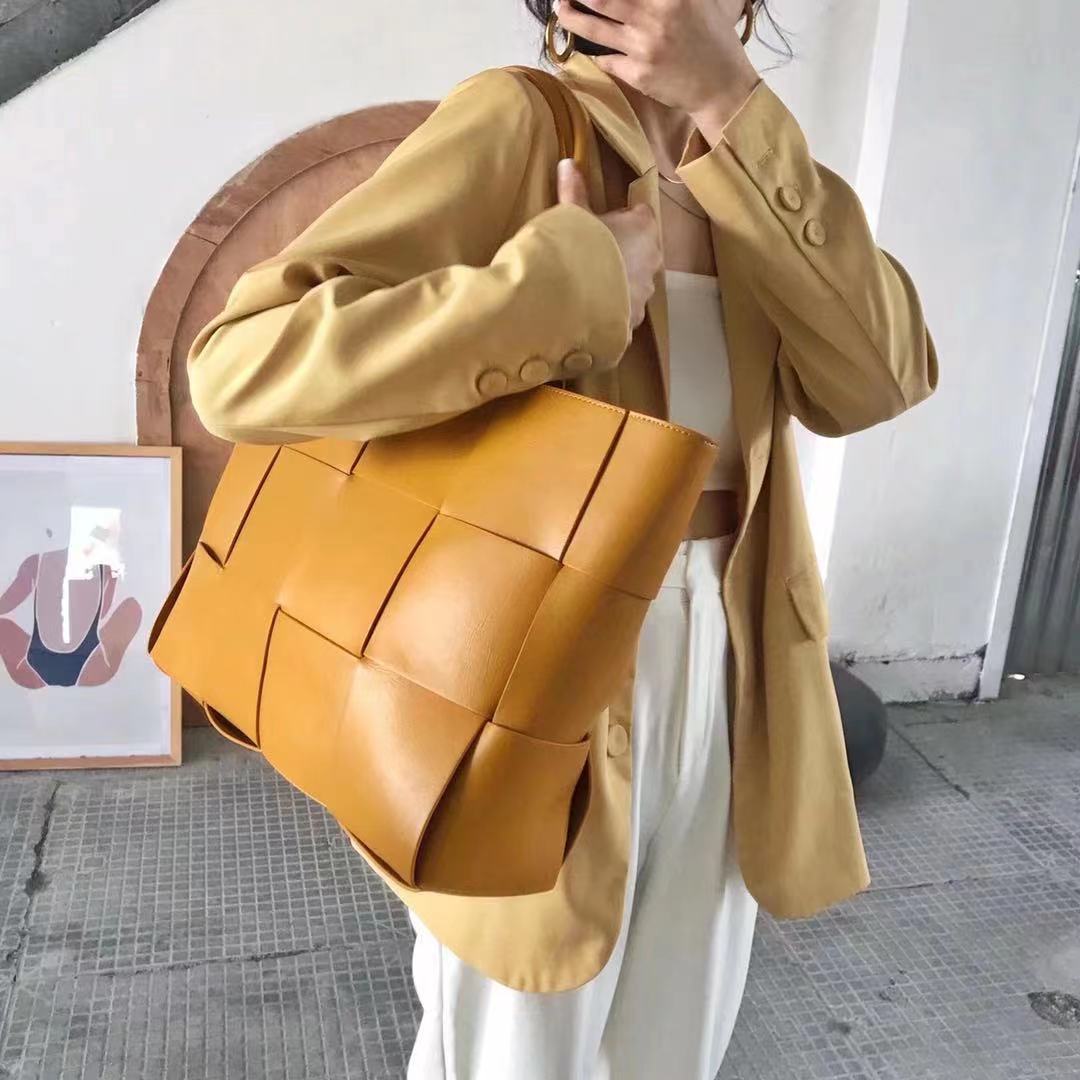 Bolso de mano con forma de bollo de cuero tejido estilo europeo y americano para madre e hija, bolso para mujer