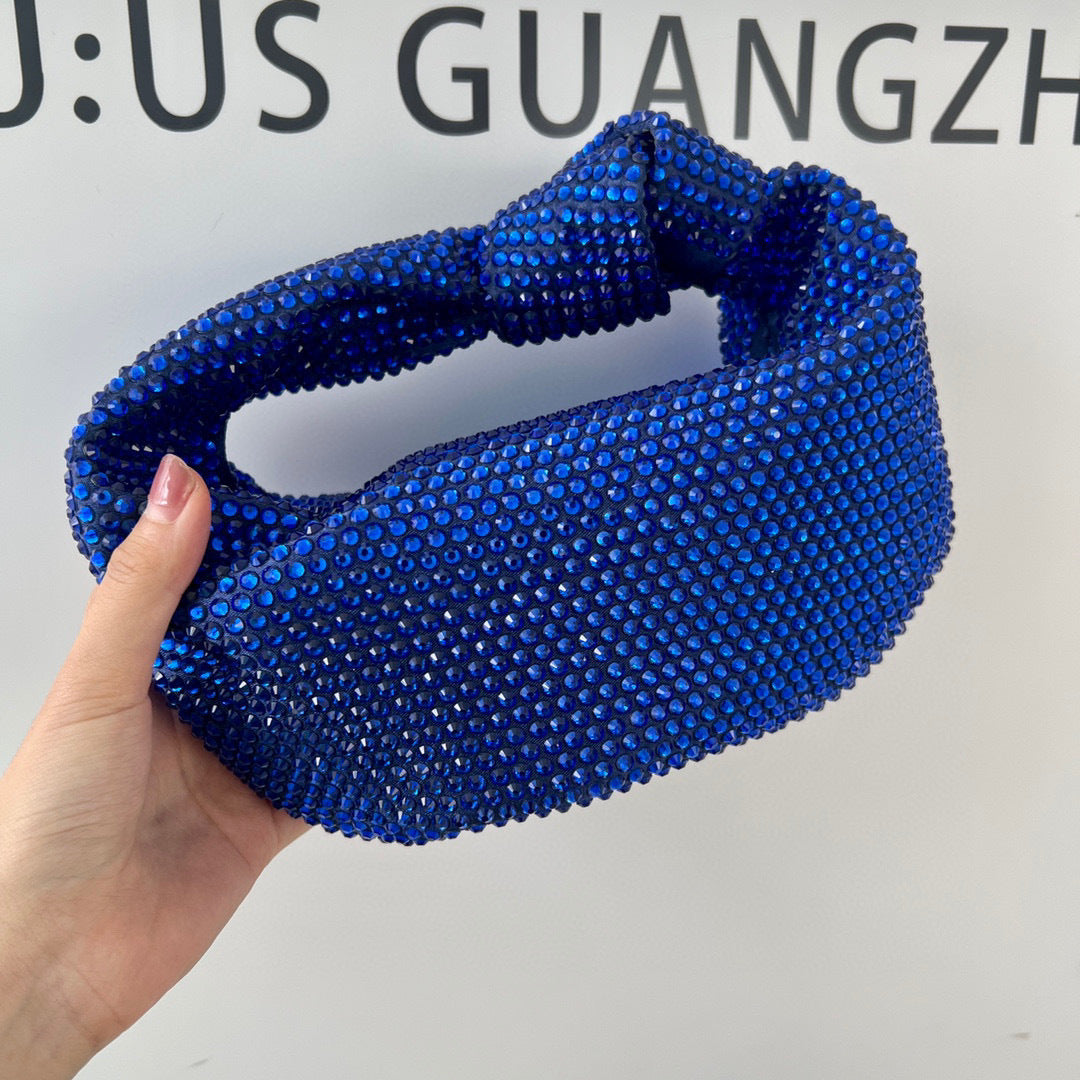 Bolso de mano de gran capacidad con nudo de diamantes y cristales