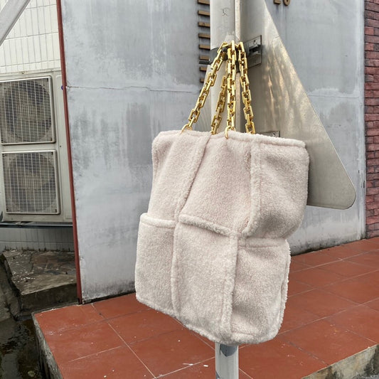 Bolso de hombro único de tejido de lana a juego