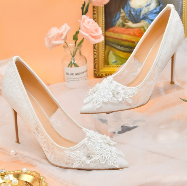 Chaussures de mariage en dentelle blanche pour mariée