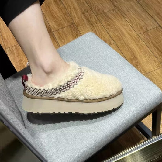 Chaussures en peluche à semelles épaisses pour femmes