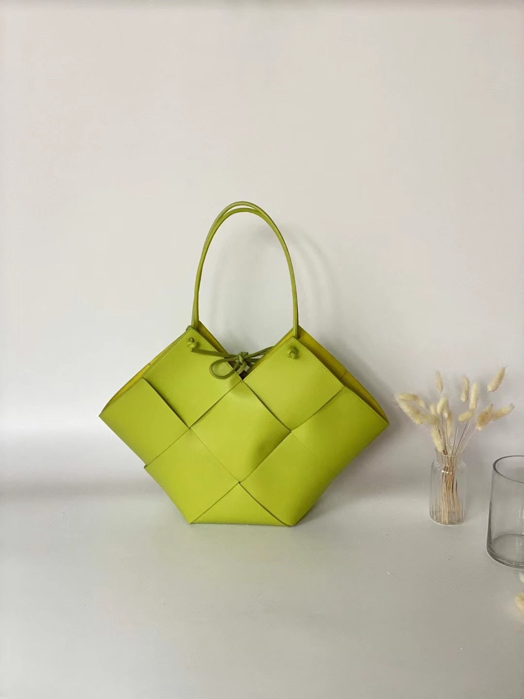 Bolso de mano de piel auténtica para mujer, bolso tejido, moda de primavera y verano