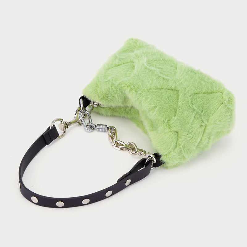 Bolso de mano de peluche con forma de axila de chica sexy