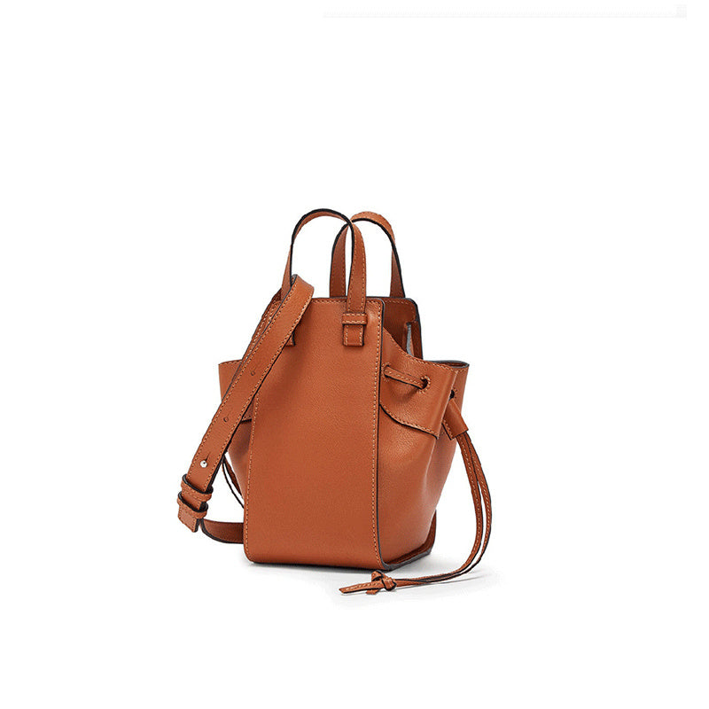 Genuine Leather Bucket Bag Female New Handbag Female Small Bag Hand Carry