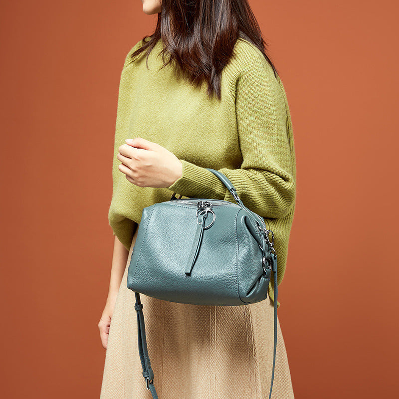 Printemps et été nouveaux sacs à main en cuir de vachette de première couche tout-match style occidental sac à main à une épaule petit sac tendance