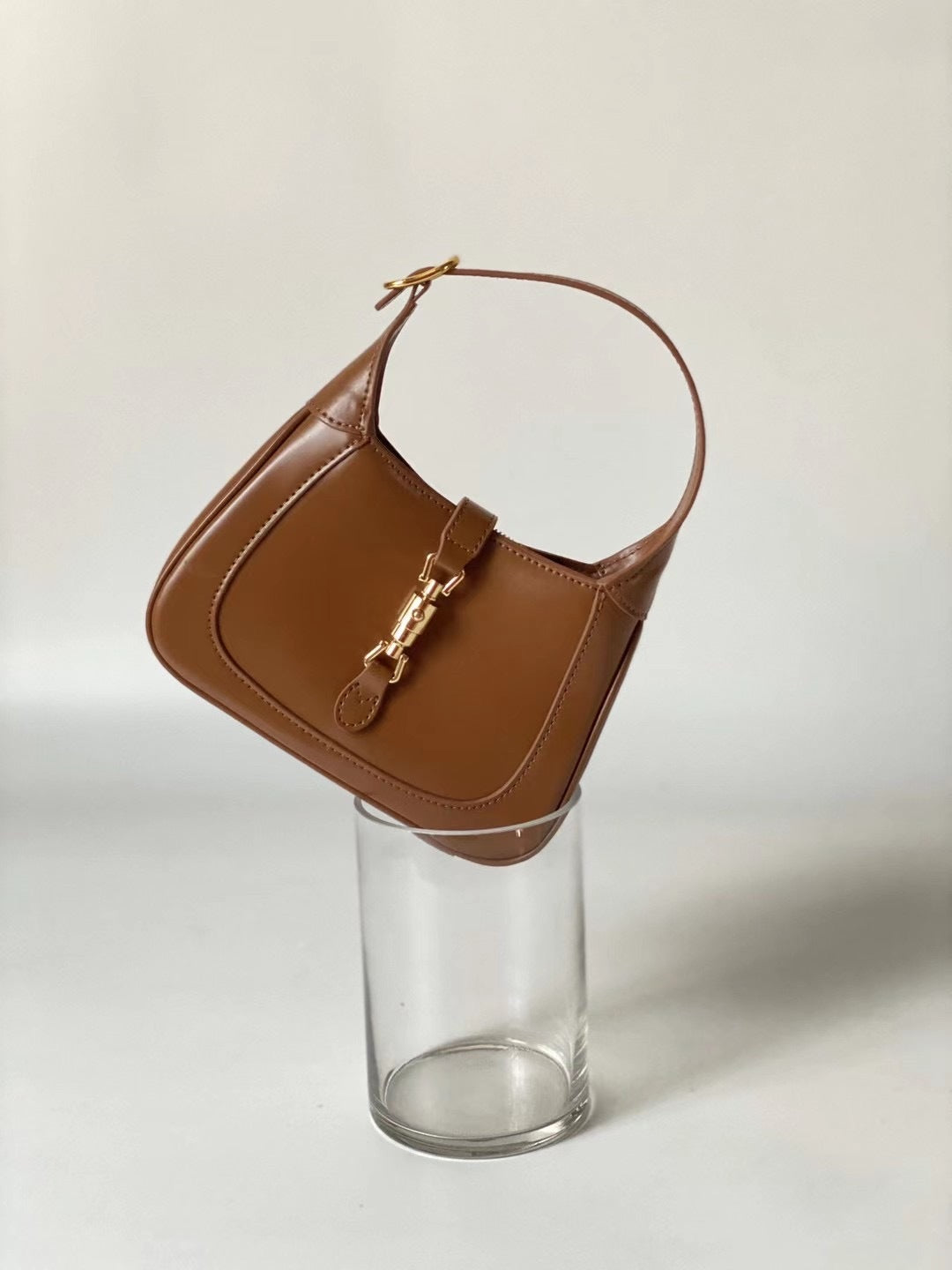 Sac à aisselle en cuir pour femme, sac à bandoulière haut de gamme pour l'été