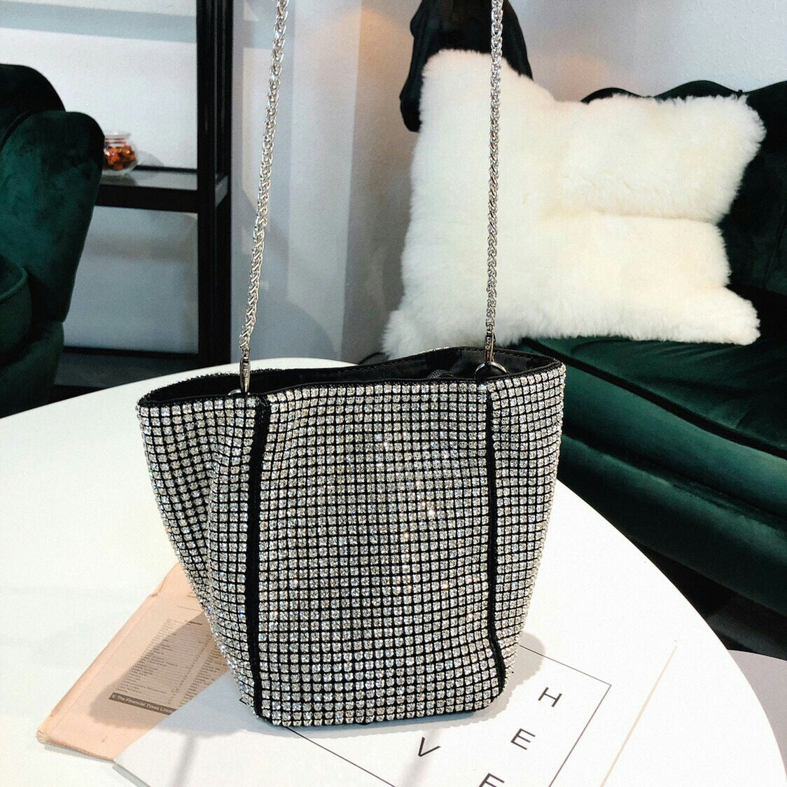 Bolso de mano de noche con diamantes de imitación brillantes para mujer, bolsos de hombro con cadena de diamantes de moda de lujo