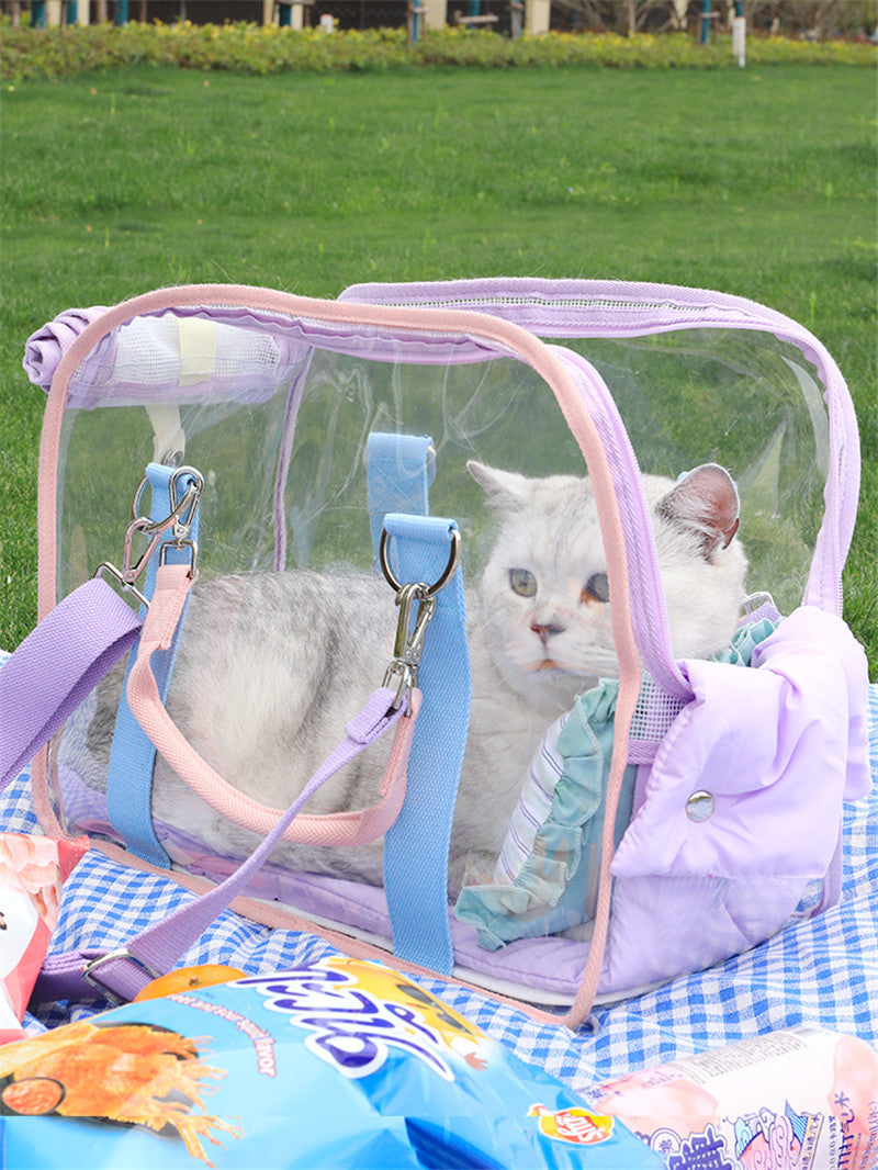 Bolsa de gato transparente Macaron en diagonal sobre la bolsa de playa para gatos