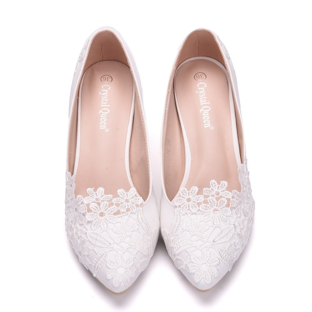 Chaussures de mariage simples en dentelle et fleurs pour femmes