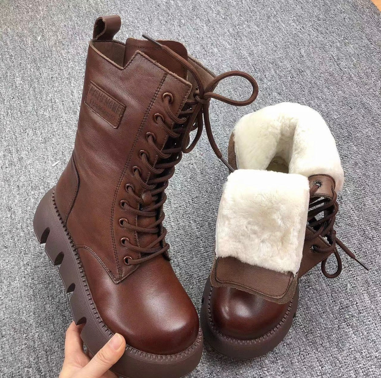 Botas de charol estilo retro estilo británico cómodas de tacón bajo con forro polar para otoño e invierno