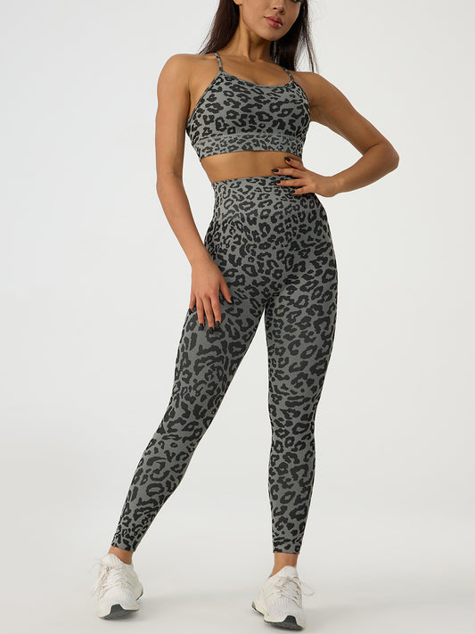 Conjunto deportivo de top y leggings con estampado de leopardo entrecruzado