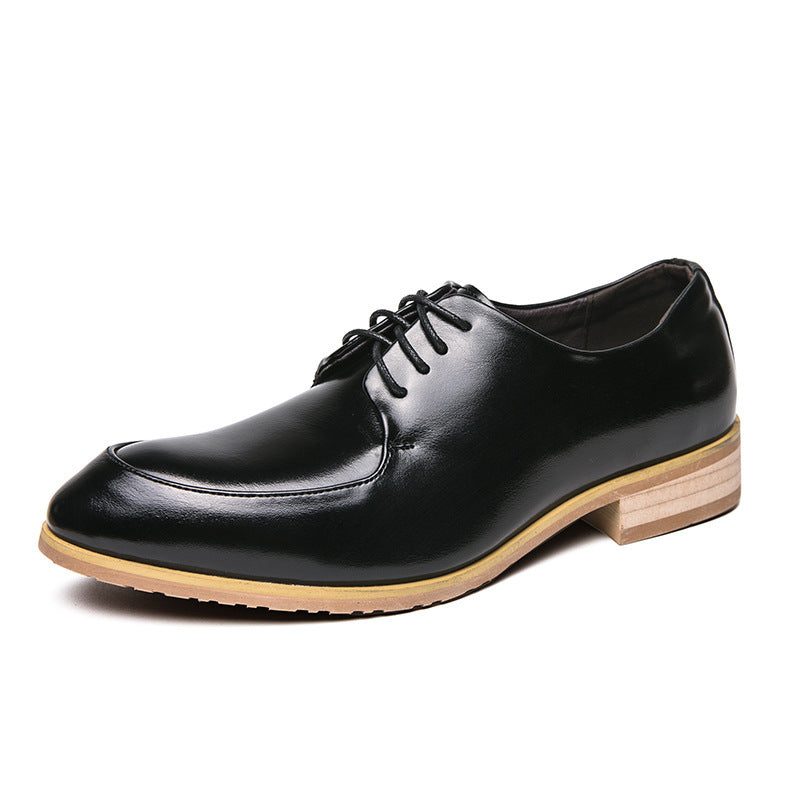 Zapatos de tacón de madera puntiagudos para uso formal e informal de negocios