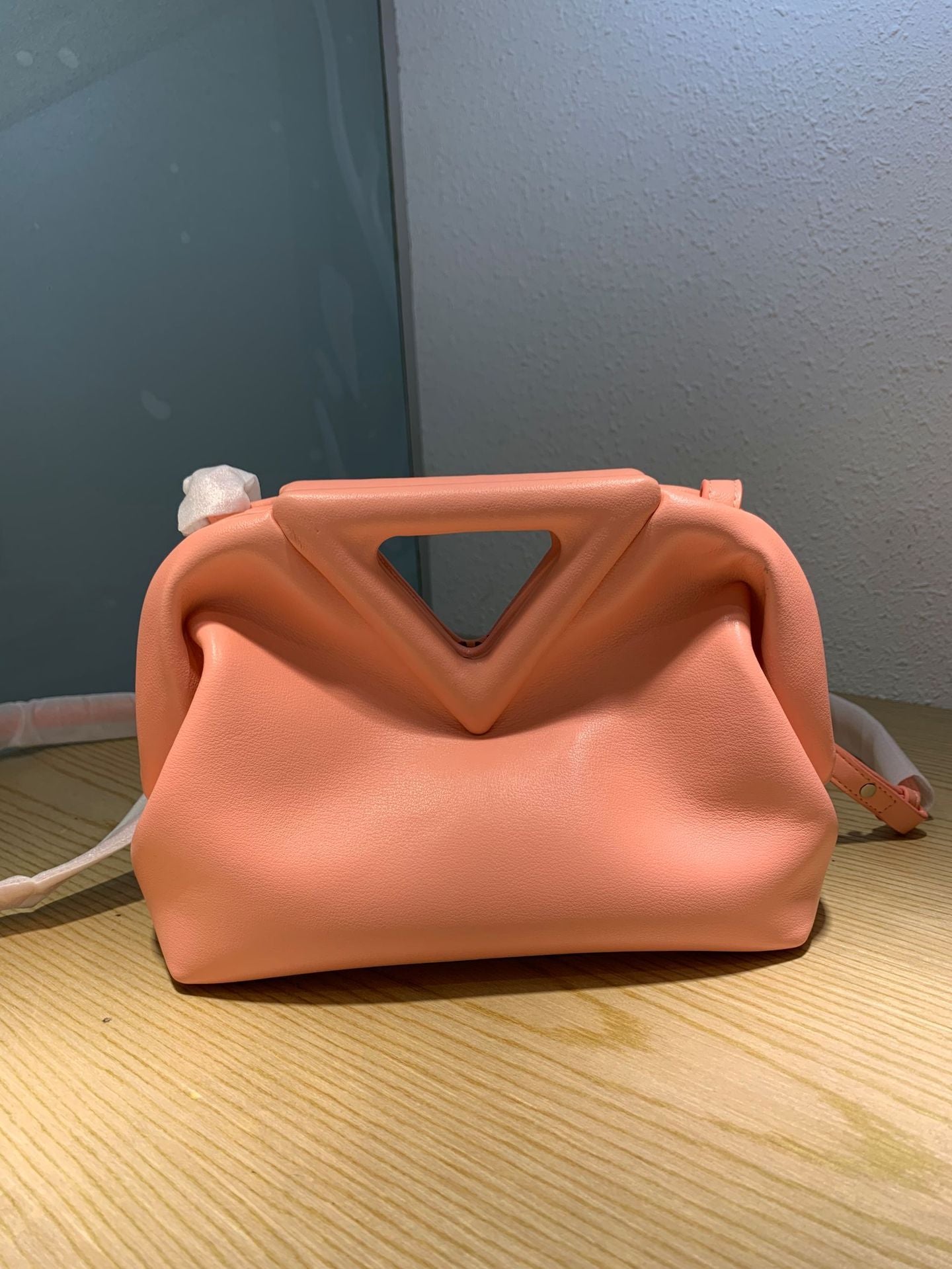 Sac nuage pliable avec clip en triangle inversé pour l'été