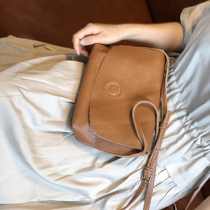 Simple Casual Shoulder Bag Cowhide