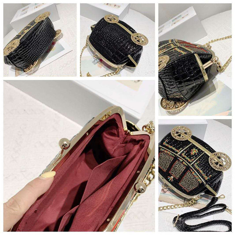 Creative Embroidery Of Fashionable Women's Bag