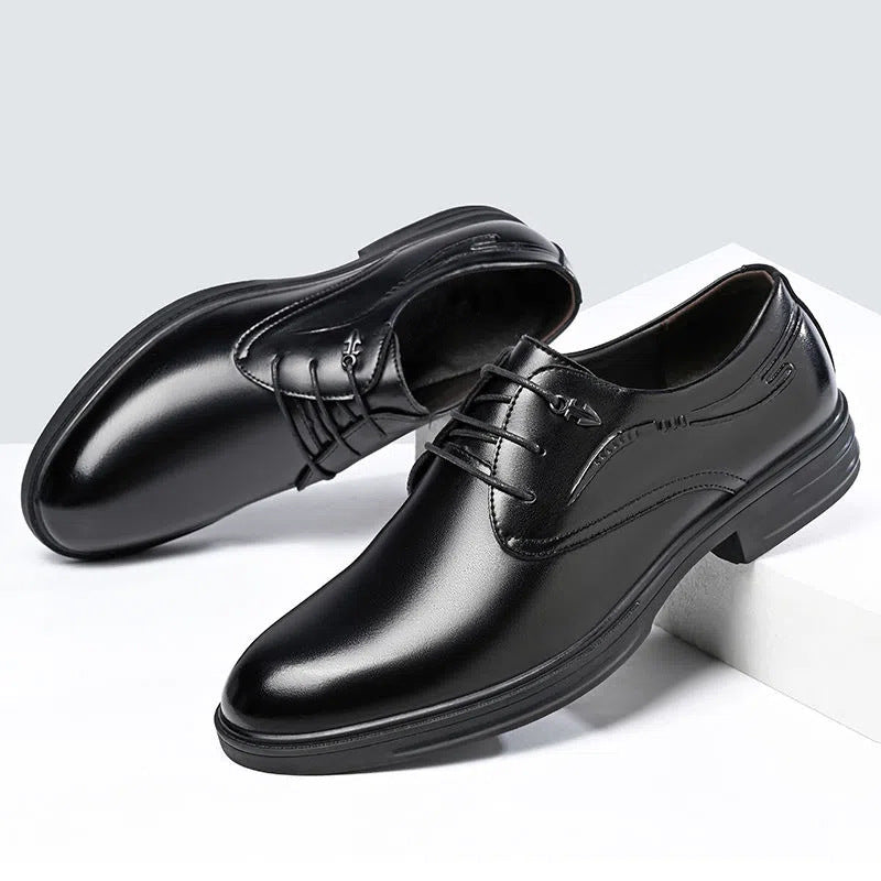 Chaussures d'affaires en cuir pour hommes Chaussures décontractées noires en cuir de vache véritable pour hommes Chaussures de mode coréennes formelles