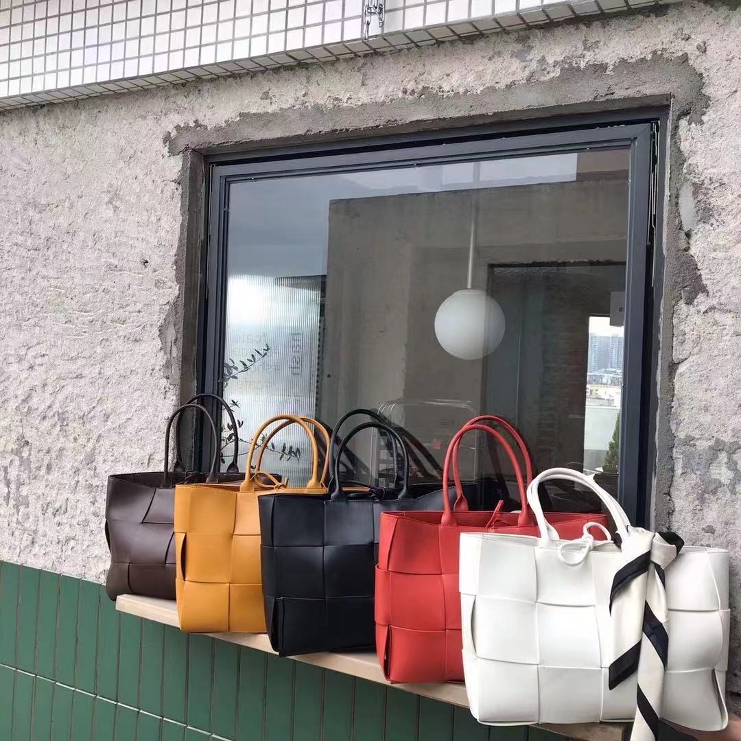 Bolso de mano con forma de bollo de cuero tejido estilo europeo y americano para madre e hija, bolso para mujer