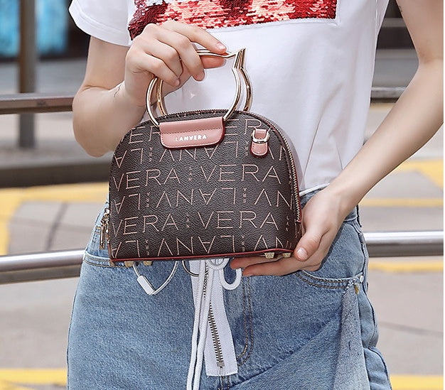 Fashion Portable Messenger Bag Trendy Printed Shell Bag