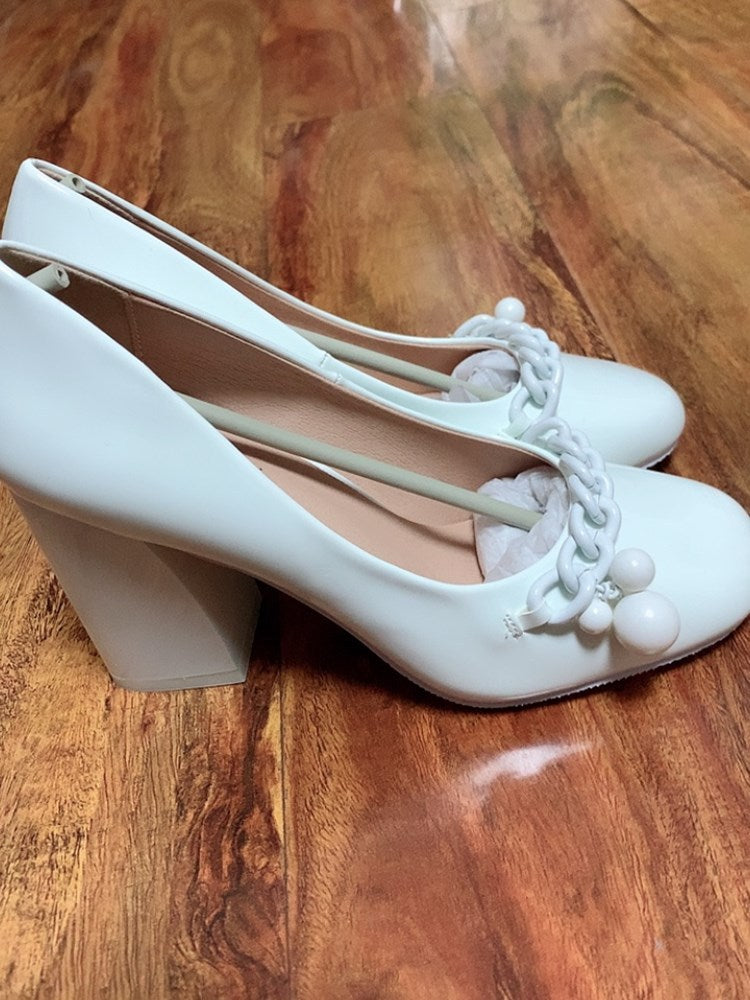 White All-match Shallow Mouth Patent Leather Shoes Elegant Lady