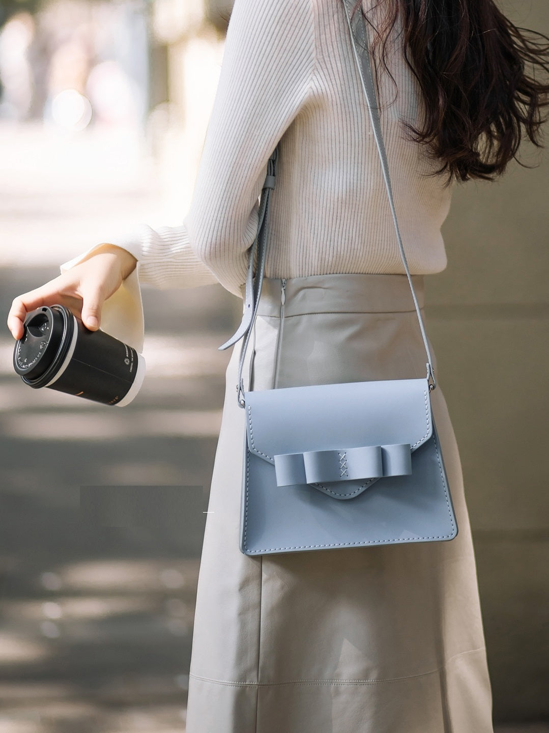 Sac en cuir de vache fait main original avec nœud rétro