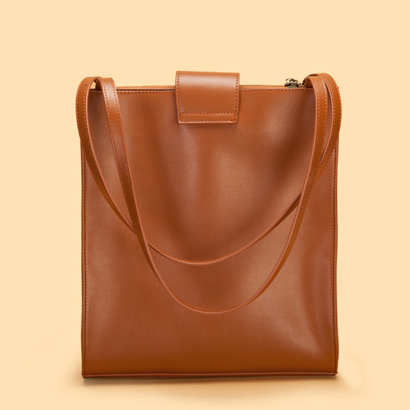 Tote High Capacity Commuter Shoulder Bag In Premium Leather