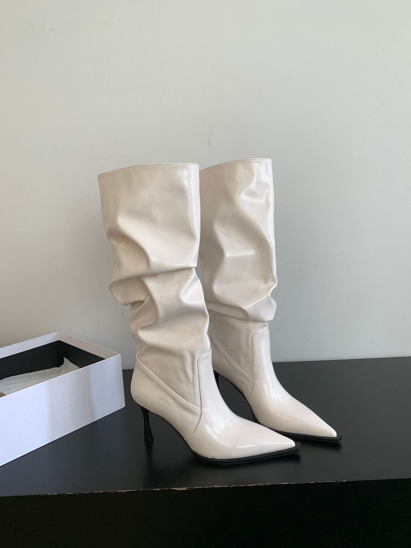 Bottes longues à talons hauts et bout pointu pour femme, noires