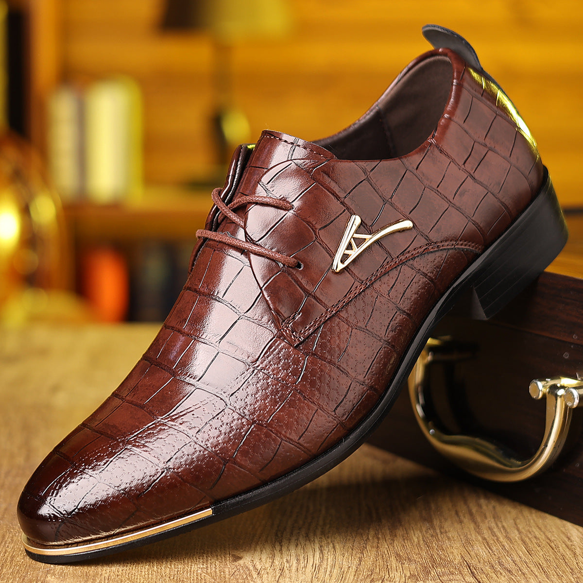 Chaussures en cuir grande taille pour hommes Chaussures à bout pointu Chaussures d'affaires formelles pour hommes Chaussures de barbier