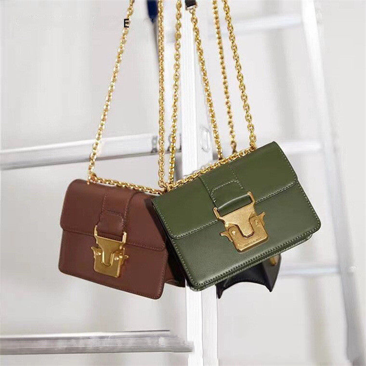 Bull Head Lock Buckle Fashion Clamshell Metal Chain Shoulder Messenger Female Bag