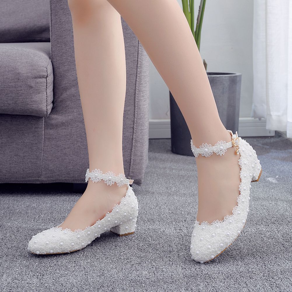 Chaussures de mariage en dentelle blanche pour femmes