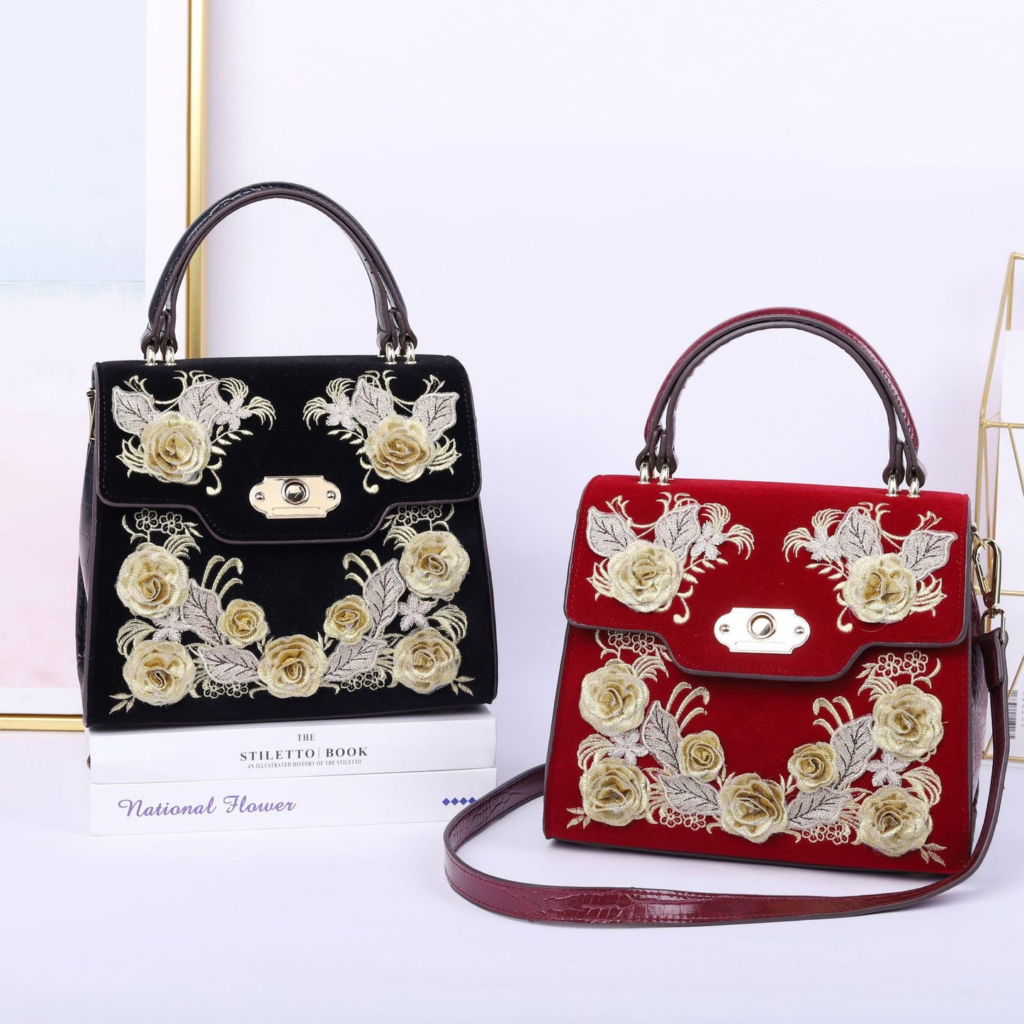 Sac messager portable à fleurs brodées pour femme