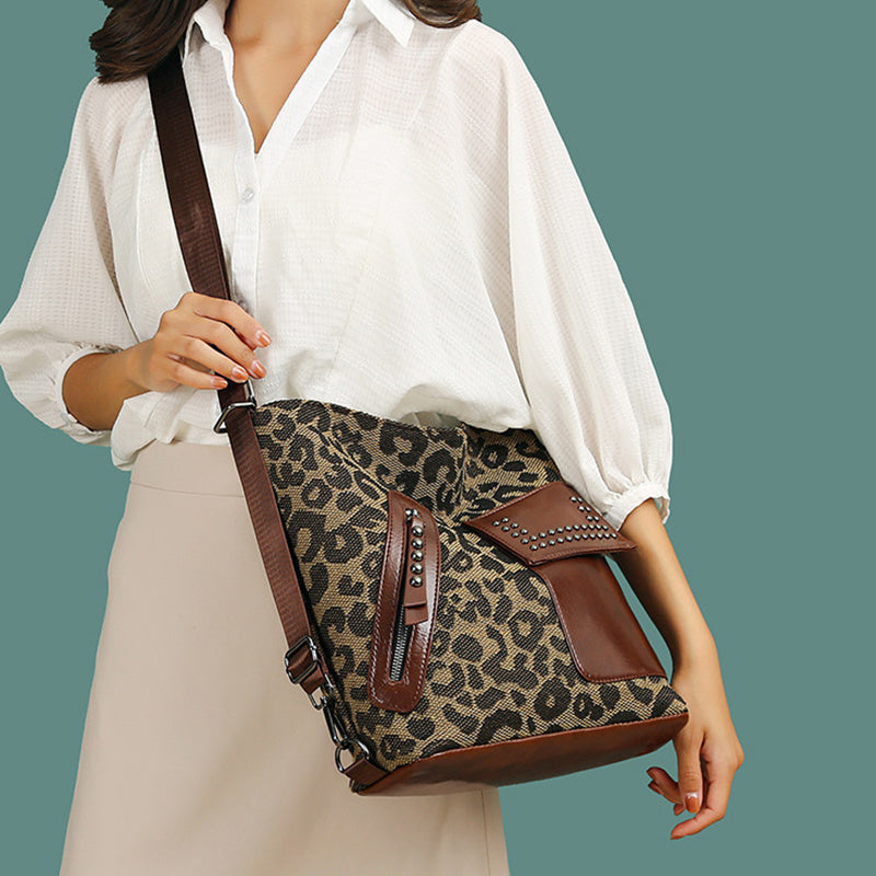 Mochila de pata de gallo para mujer, diseño de remaches a la moda, bolsos de hombro de leopardo