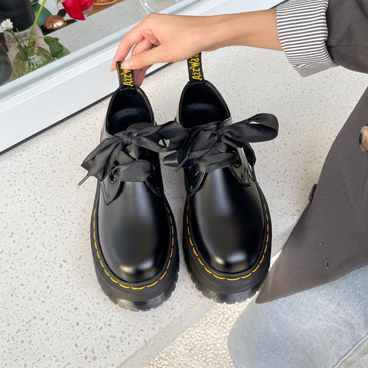 Chaussures à plateforme en cuir et ruban pour femmes