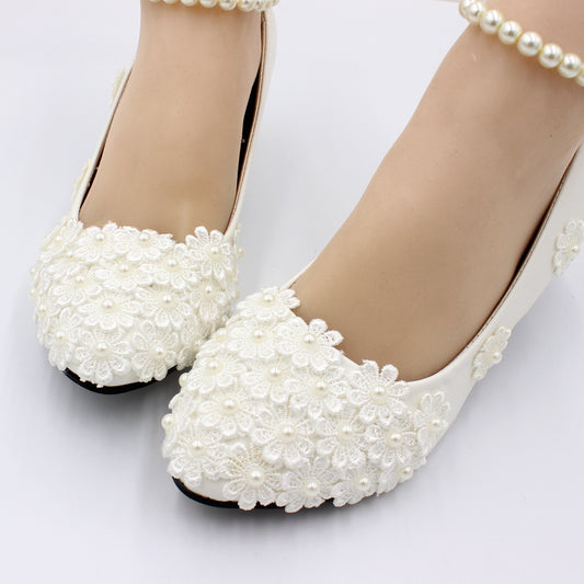 Zapatos de boda de tacón medio blancos de talla grande para novia