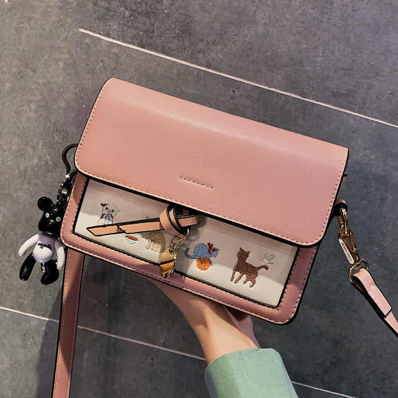 Women's Fashion Messenger Bag Embroidery One Shoulder