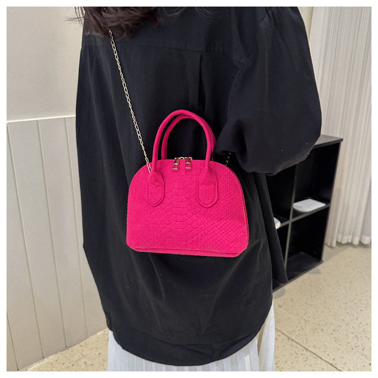 Bolso bandolera sencillo e informal para mujer