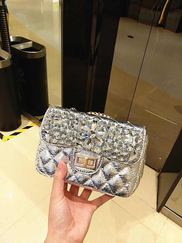 Bolso de mano con diamantes de imitación y bandolera de hombro