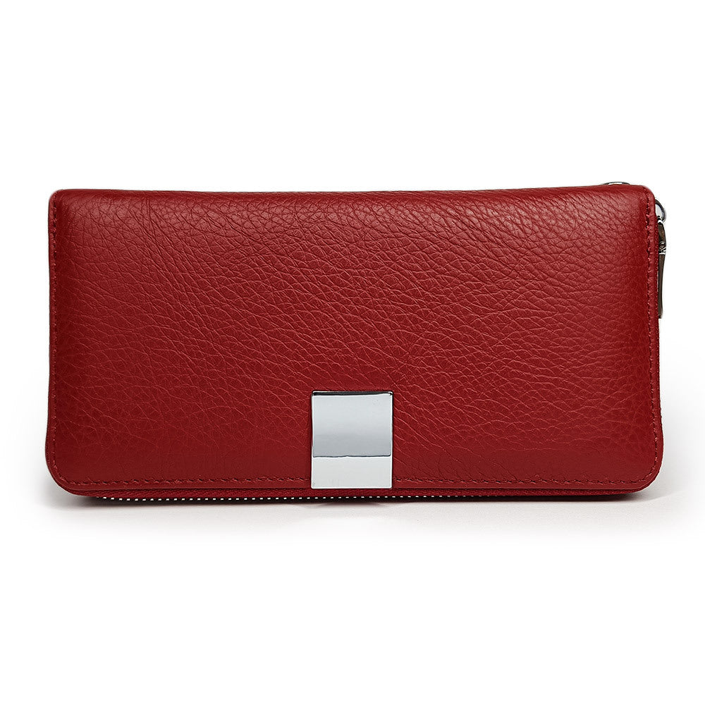 Single Zip Pebbled Classic Wrist Wallet In Leather