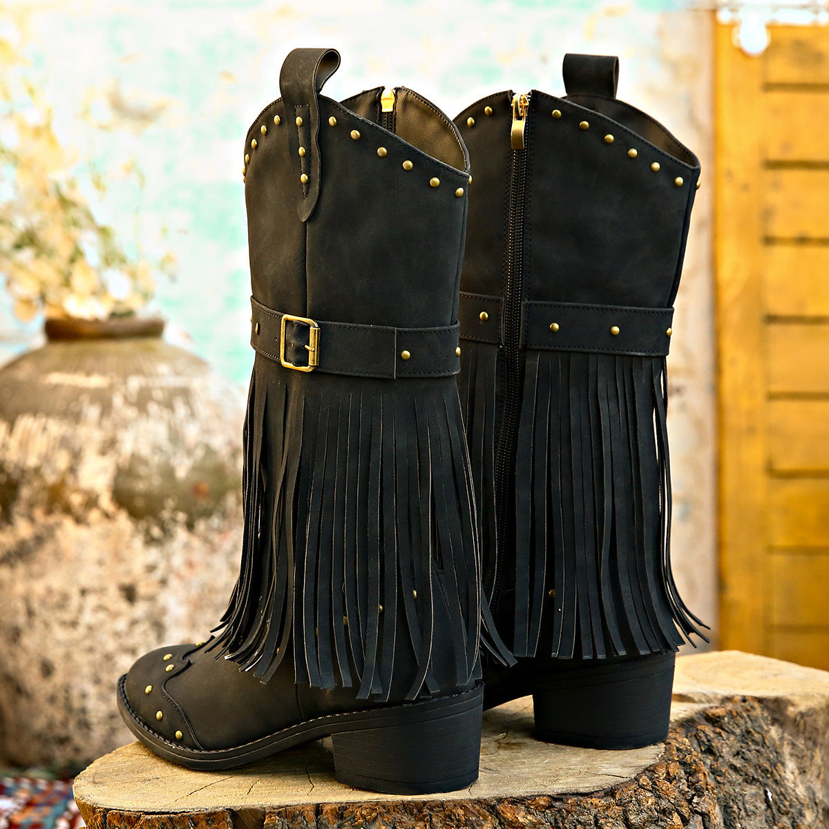 Bottes à pompon rétro avec boucle à rivets, chaussures de conception pour femmes, chaussures d'hiver à la mode, bottes western chevalier à talon carré mi-mollet