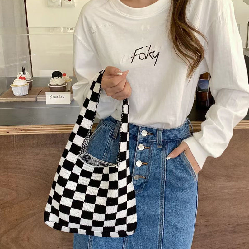 Bolso de lana con diseño de cuadros Bolso de hombro tejido