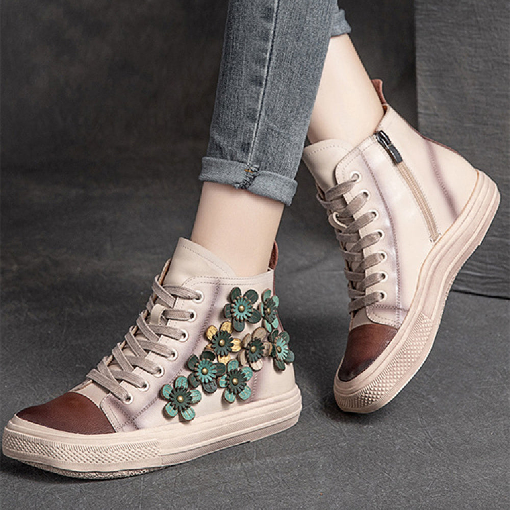 Zapatos de caña alta con cabeza cuadrada y flores en contraste para mujer