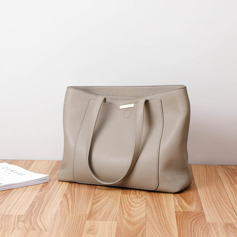 Sac à bandoulière simple de grande capacité en cuir véritable pour femme