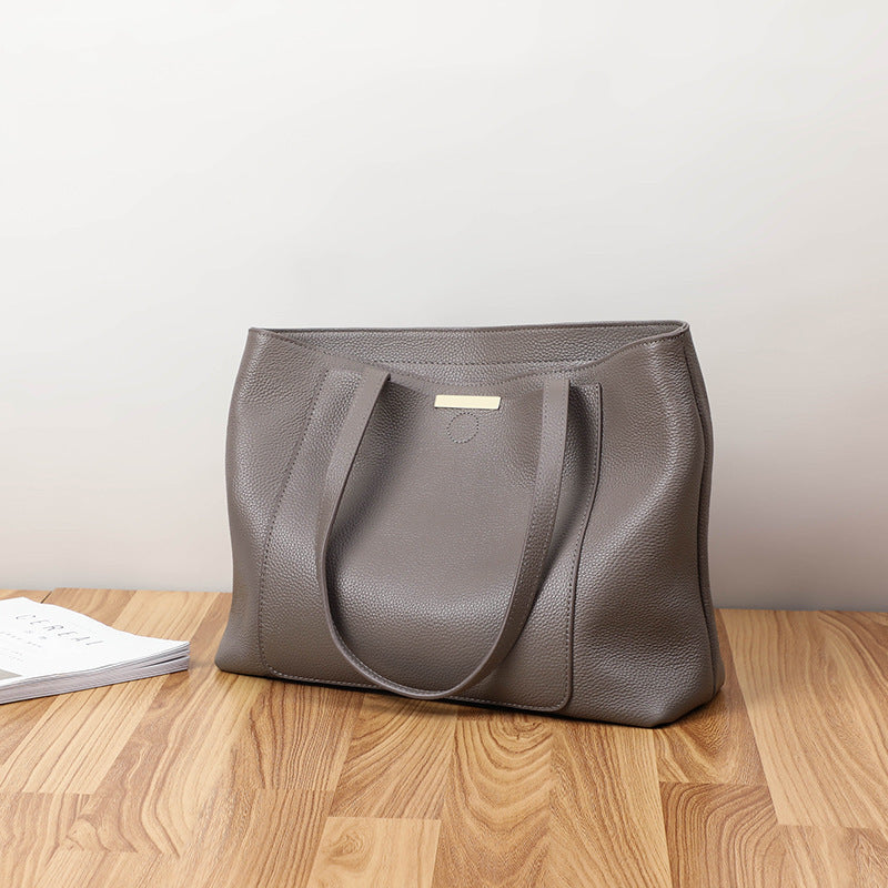 Sac à bandoulière simple de grande capacité en cuir véritable pour femme