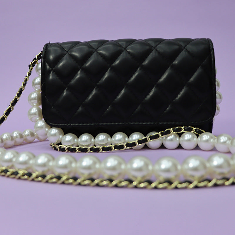 Bolso pequeño y fragante con cadena de perlas para mujeres mayores