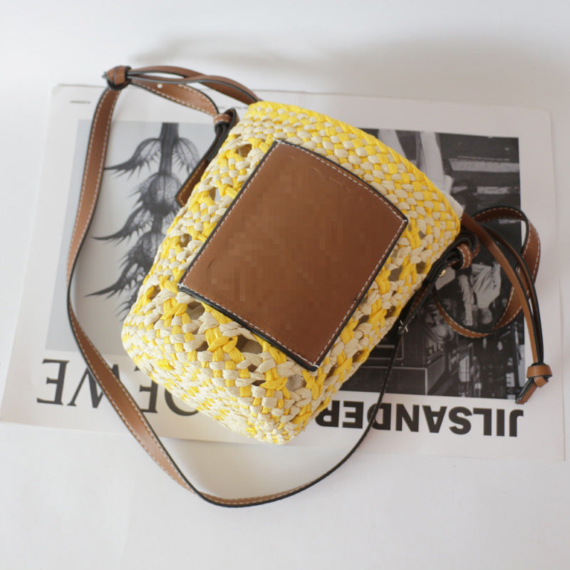 New French Women's Rhombus Bucket Straw Woven Shoulder Bag