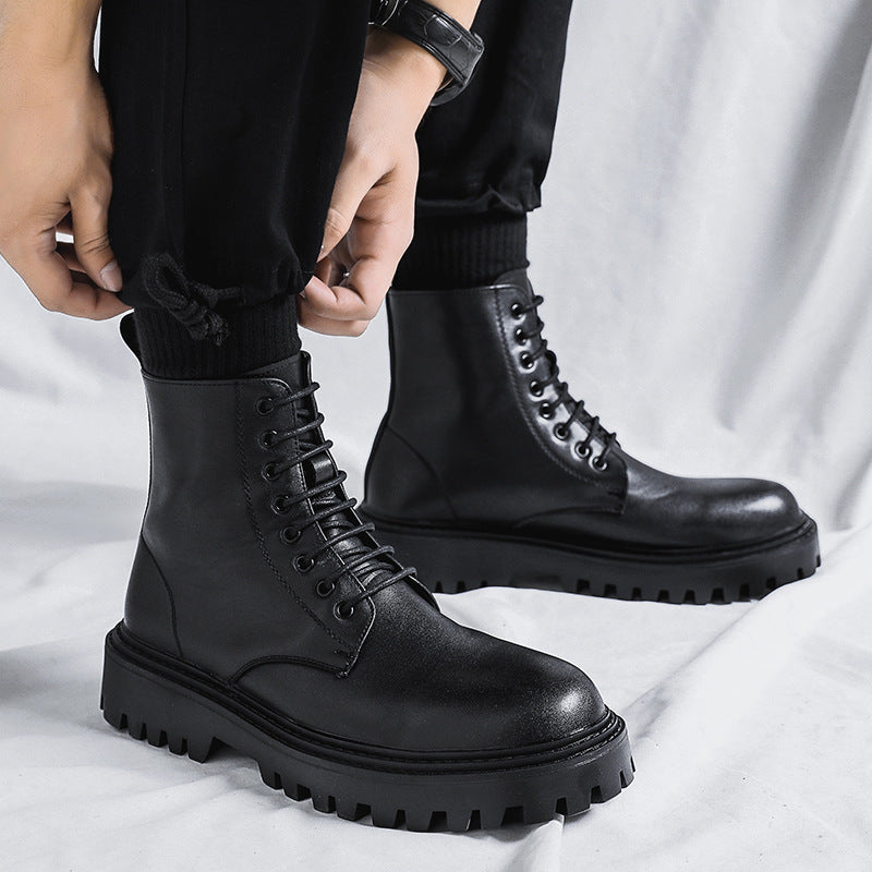 Botas altas nuevas de cuero para hombre