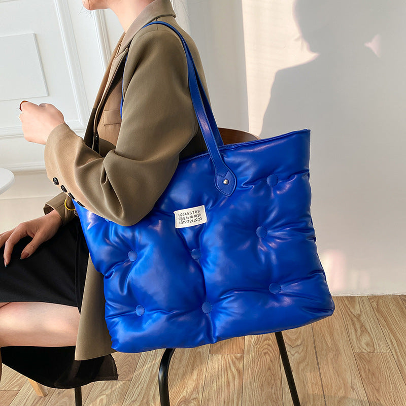 Sac fourre-tout décontracté à une épaule pour femme de Niche Fashion