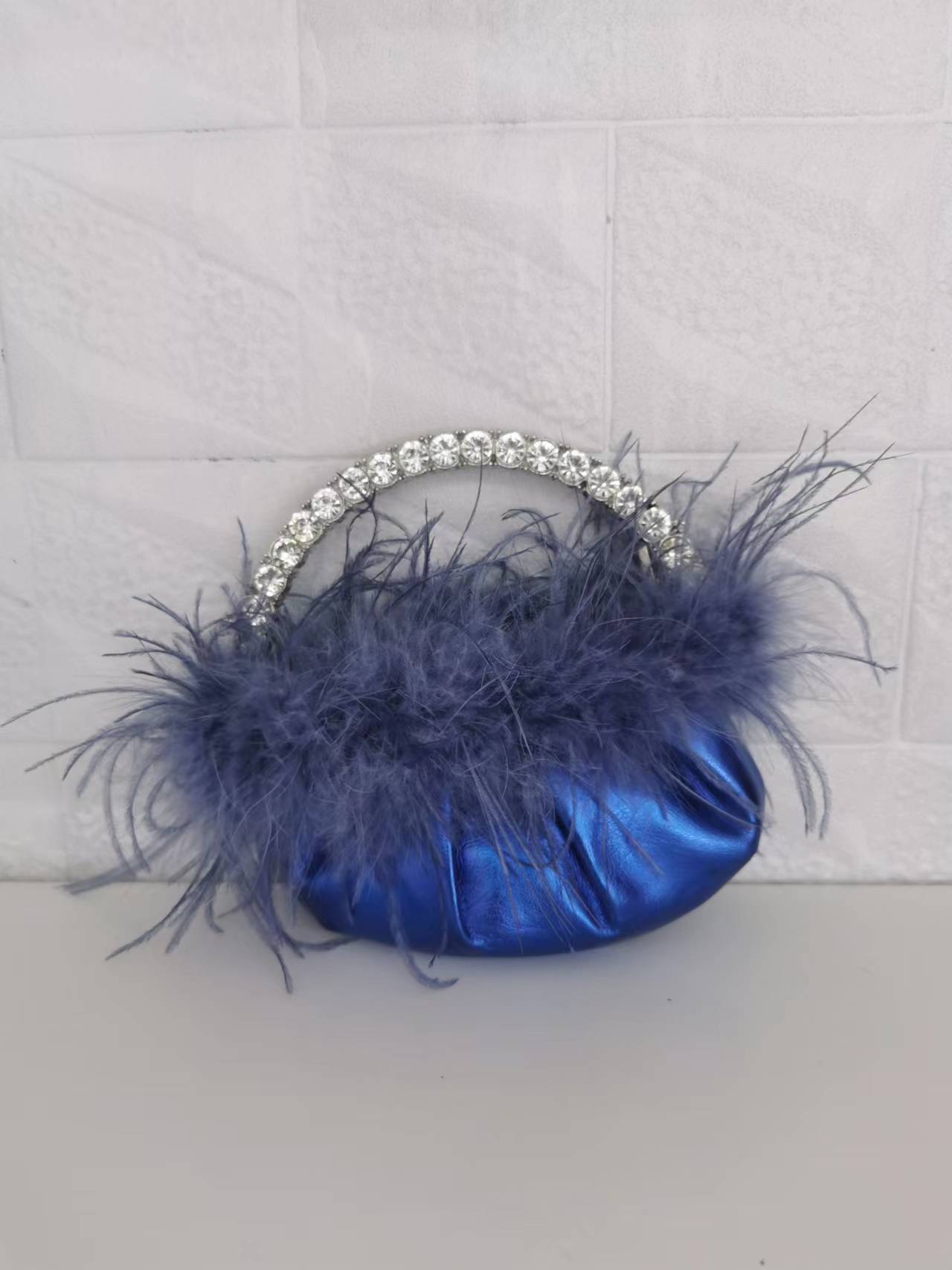 Bolso bandolera para mujer con pliegues y incrustaciones de diamantes, portátil, para cenas