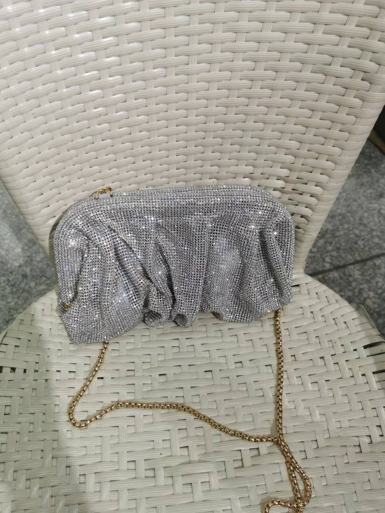 Bolso de mano para mujer con diseño de ilusión de diamantes y clip de diamantes de imitación