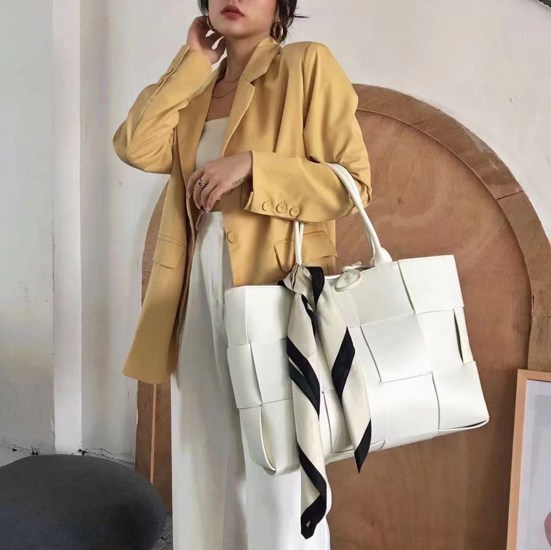 Bolso de mano con forma de bollo de cuero tejido estilo europeo y americano para madre e hija, bolso para mujer